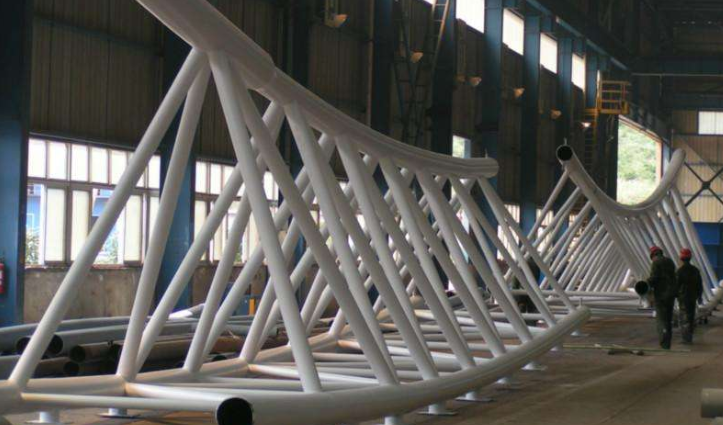 耒阳管廊钢结构与桁架结构的管道支架应该如何区分